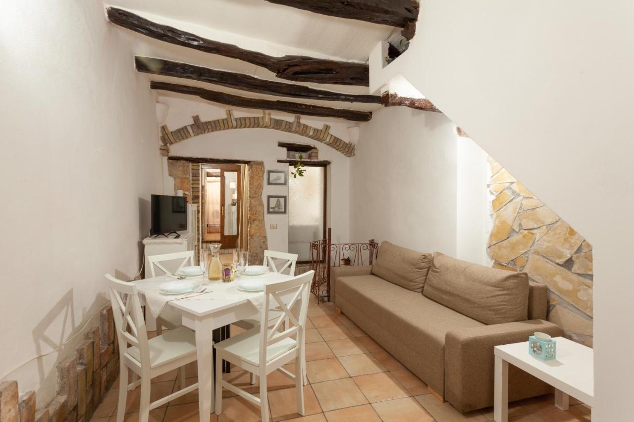 Centro Storico CagliariCasa Tipica Sarda Apartment Luaran gambar